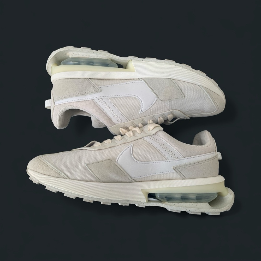 Nike Womens AIR MAX PRE-DAY PHANTOM LIGHT BONE Cream and White Sneakers Size 8